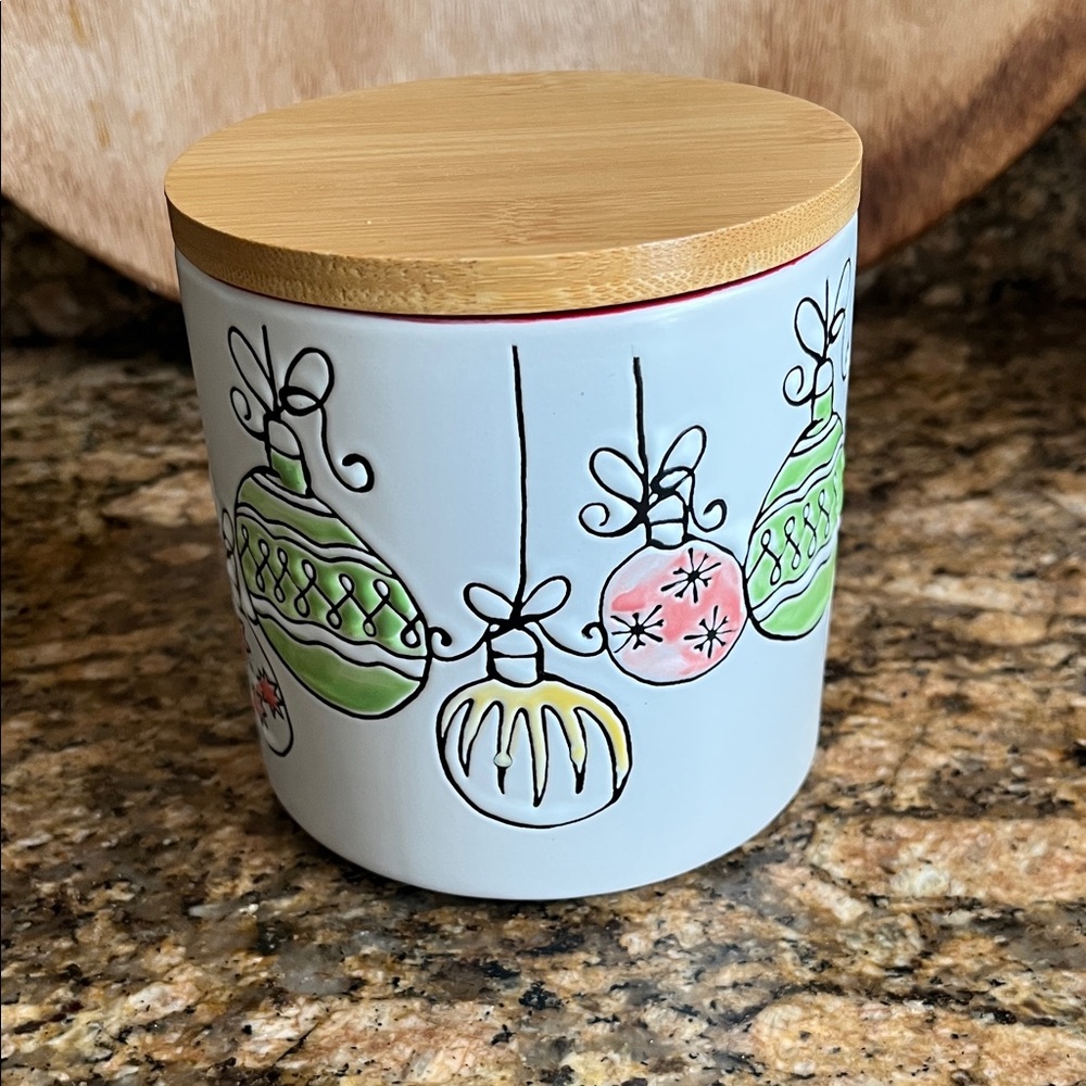 NEW Spectrum Designz InHomeStylez Embossed Christmas Ornaments Canister W/Lid